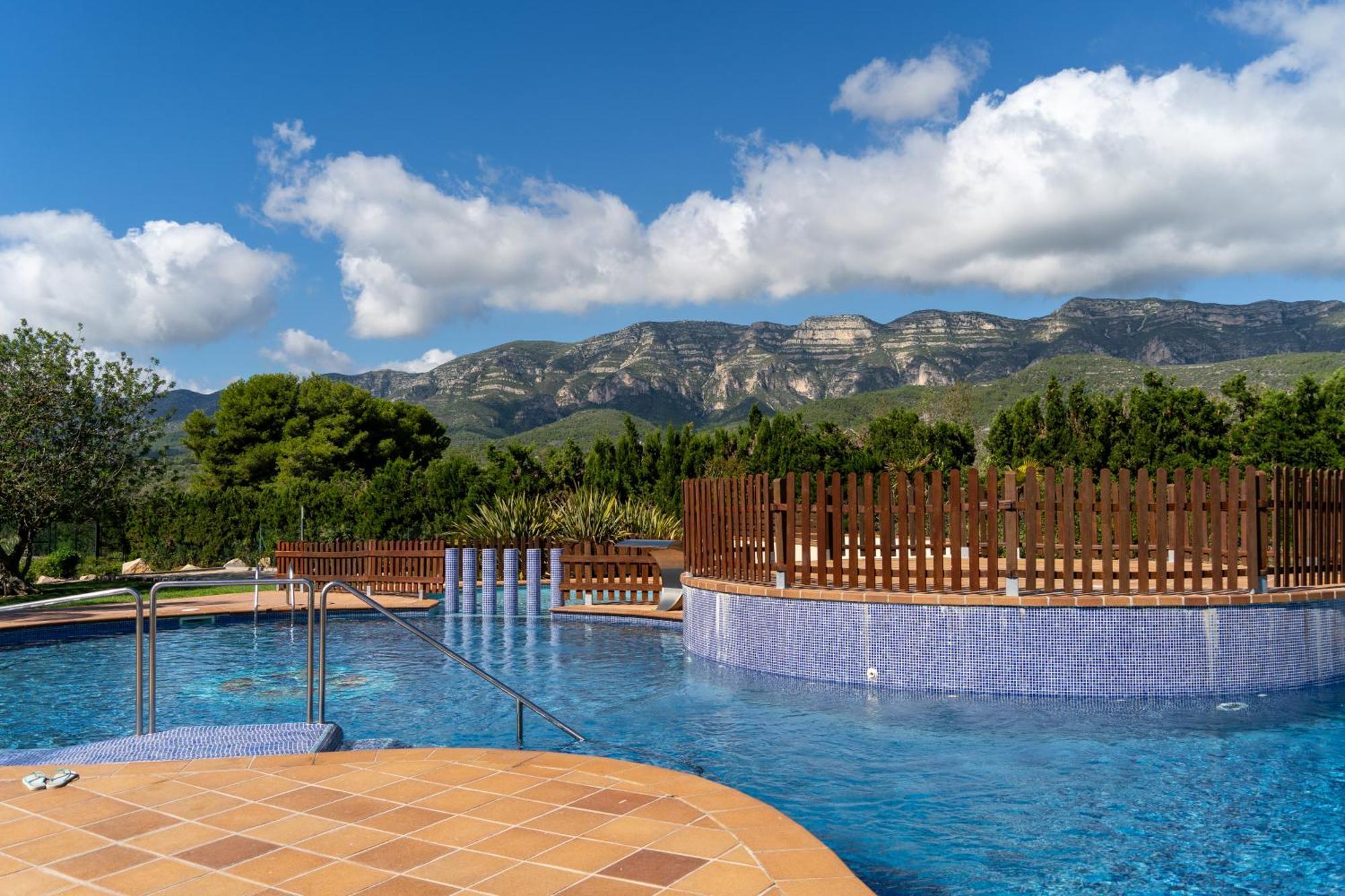 Golden Beach Apartamentos Sant Carles De La Rapita Exterior photo