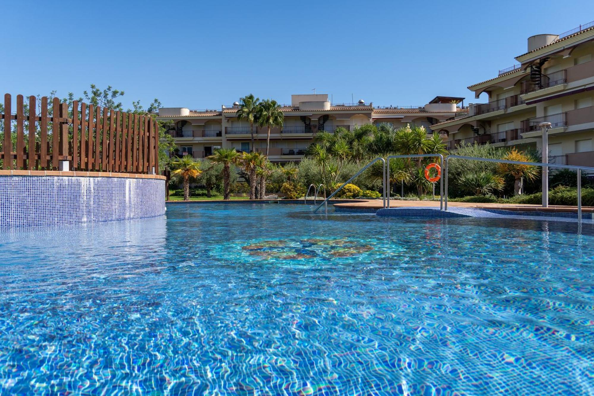 Golden Beach Apartamentos Sant Carles De La Rapita Exterior photo