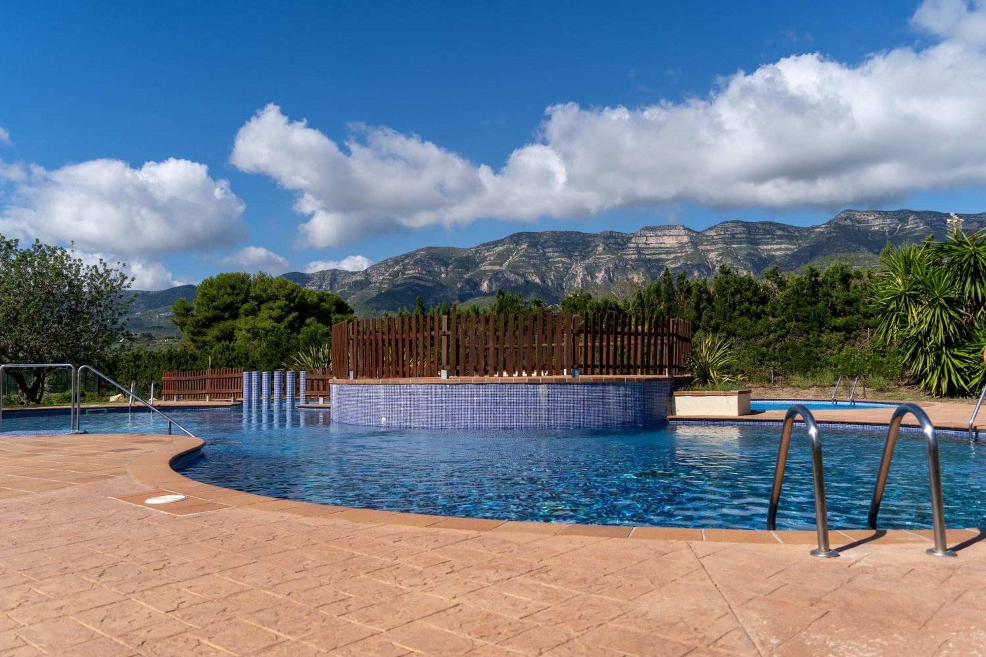 Golden Beach Apartamentos Sant Carles De La Rapita Exterior photo