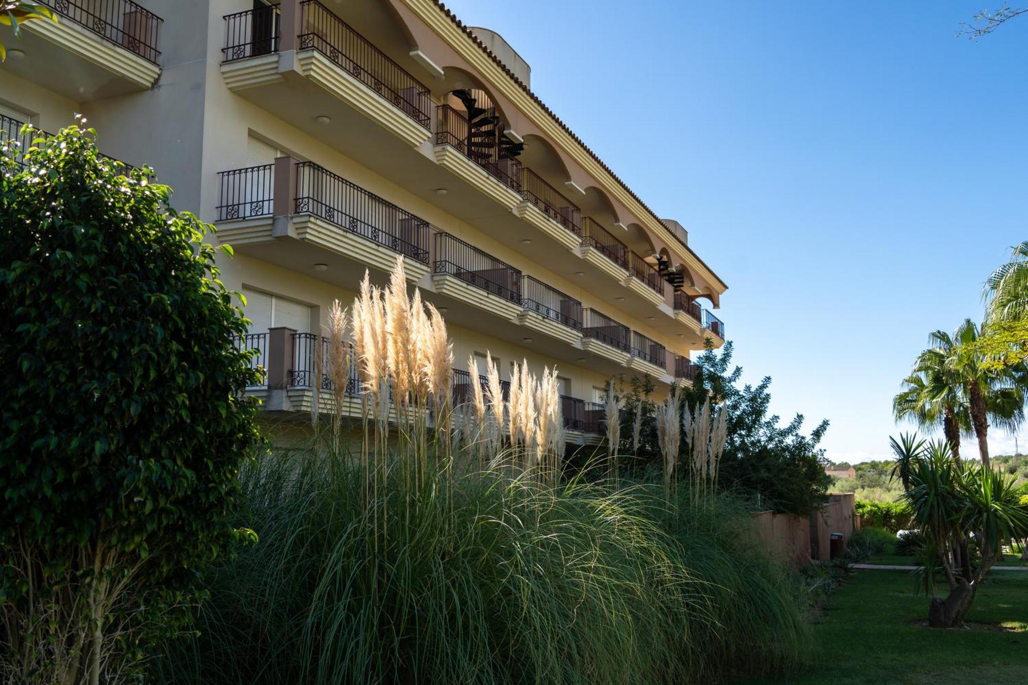 Golden Beach Apartamentos Sant Carles De La Rapita Exterior photo