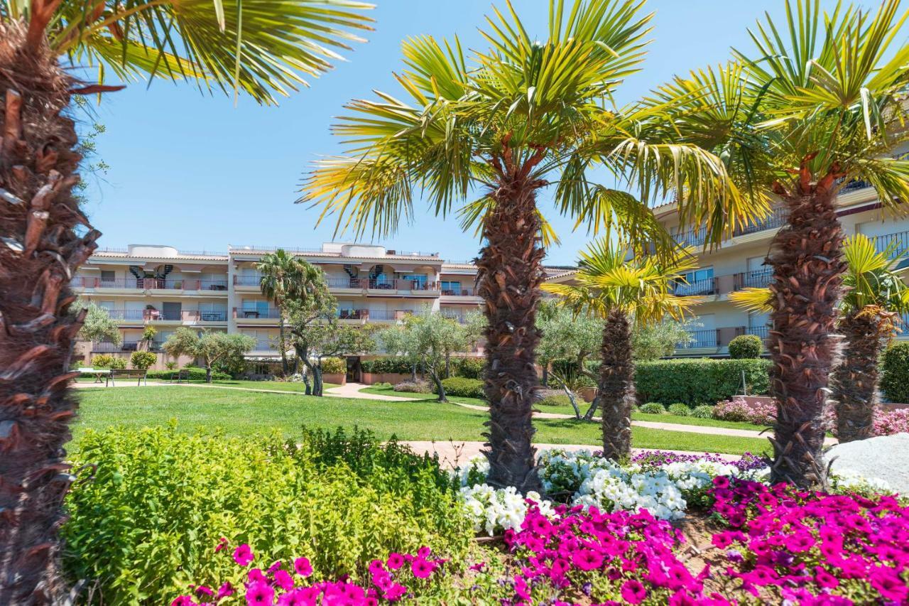 Golden Beach Apartamentos Sant Carles De La Rapita Exterior photo