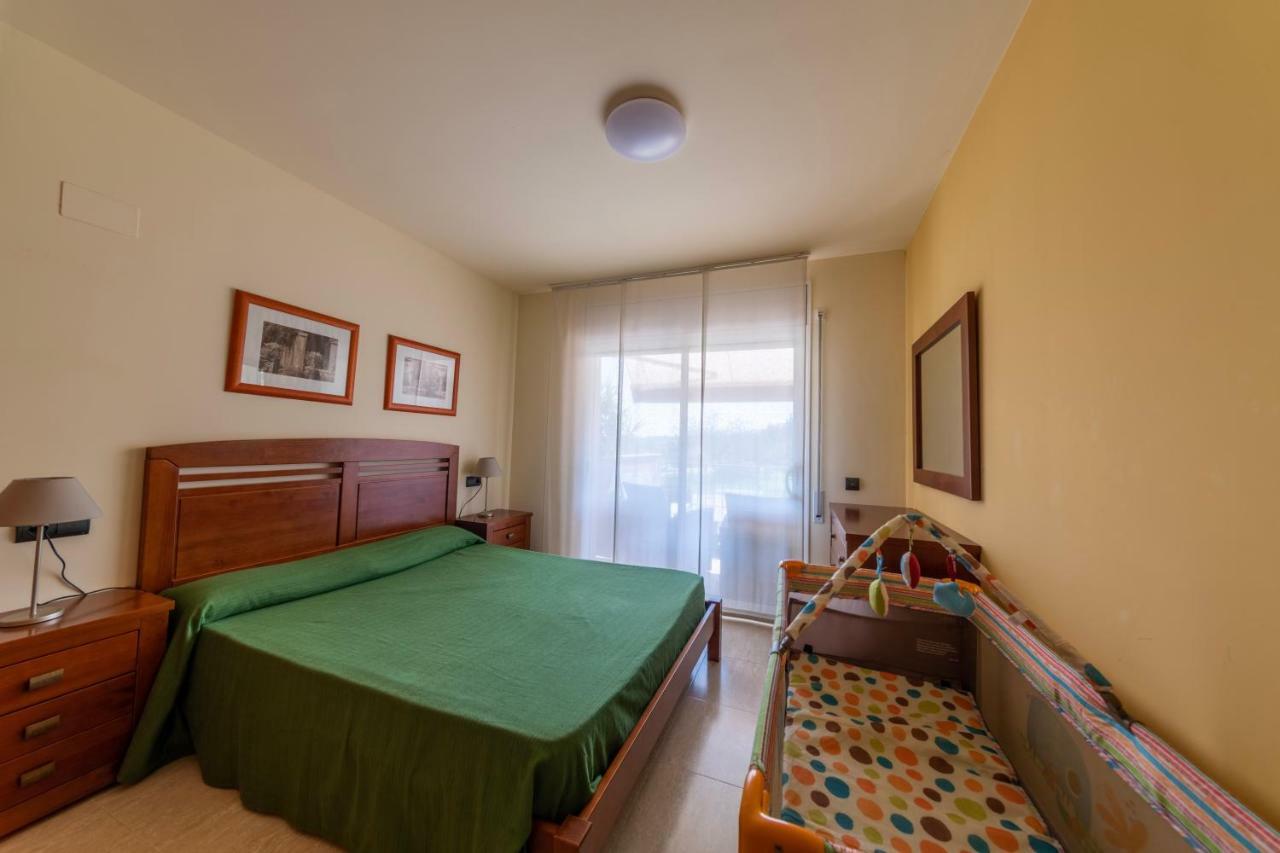 Golden Beach Apartamentos Sant Carles De La Rapita Exterior photo